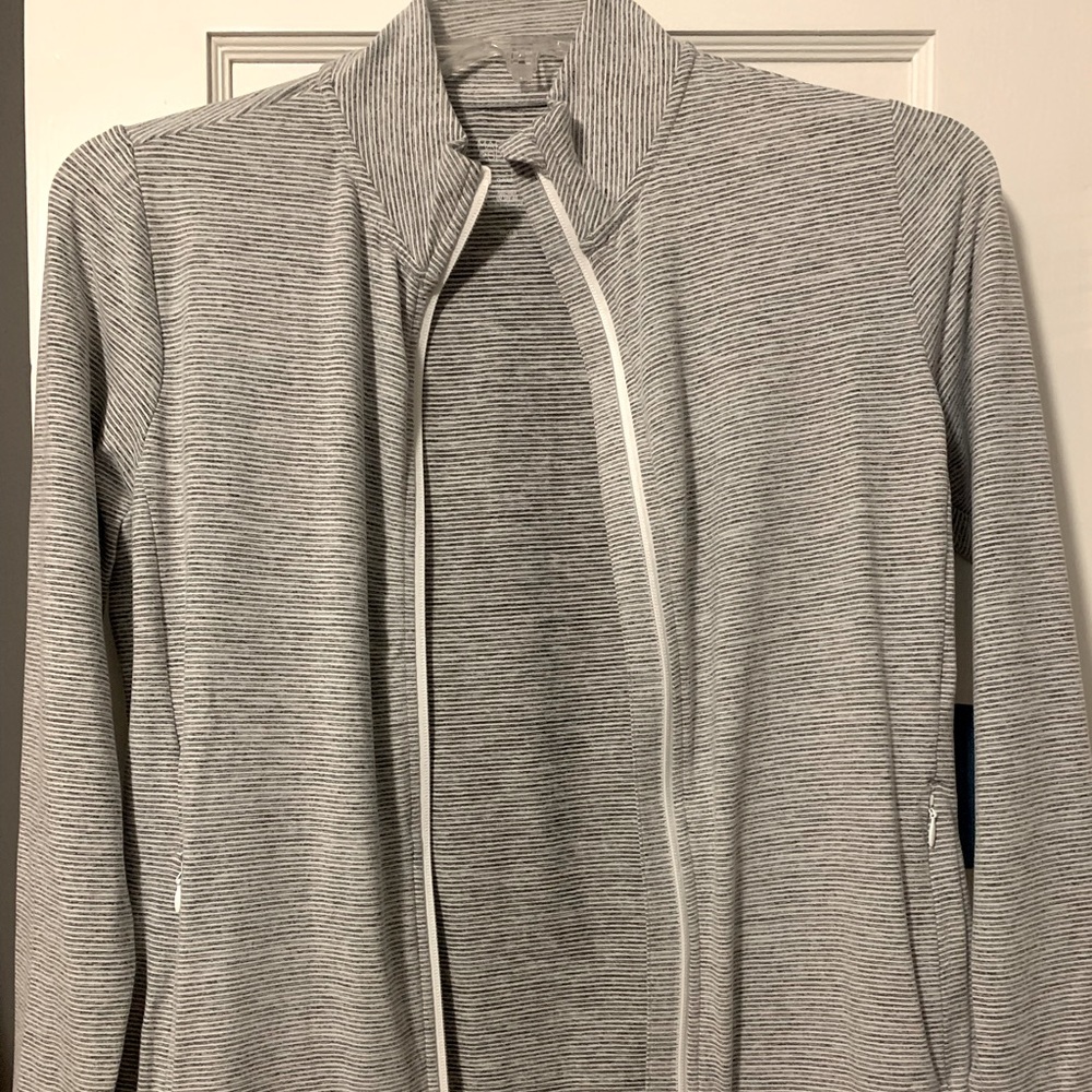 Market & Spruce Remi Performance Zip Up!